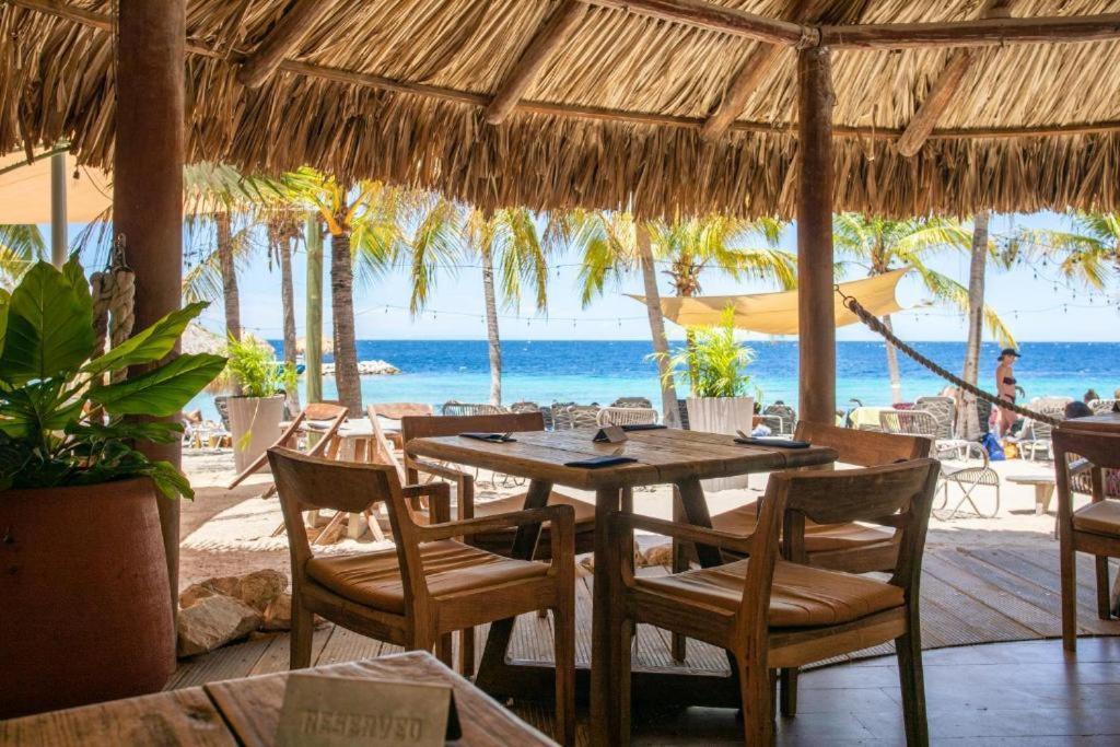 Blue Bay Penthouse Reef 5, Beach Golf Pool Dive With Ocean View Sint Michiel Exterior photo
